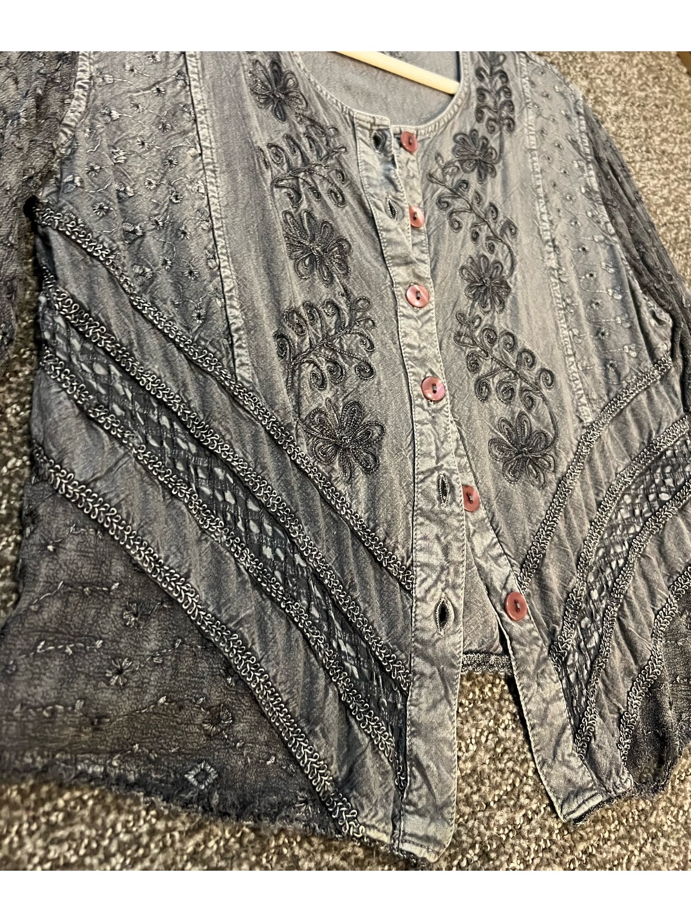 Embroidered Pattern Grey Top - Picture 2 of 4